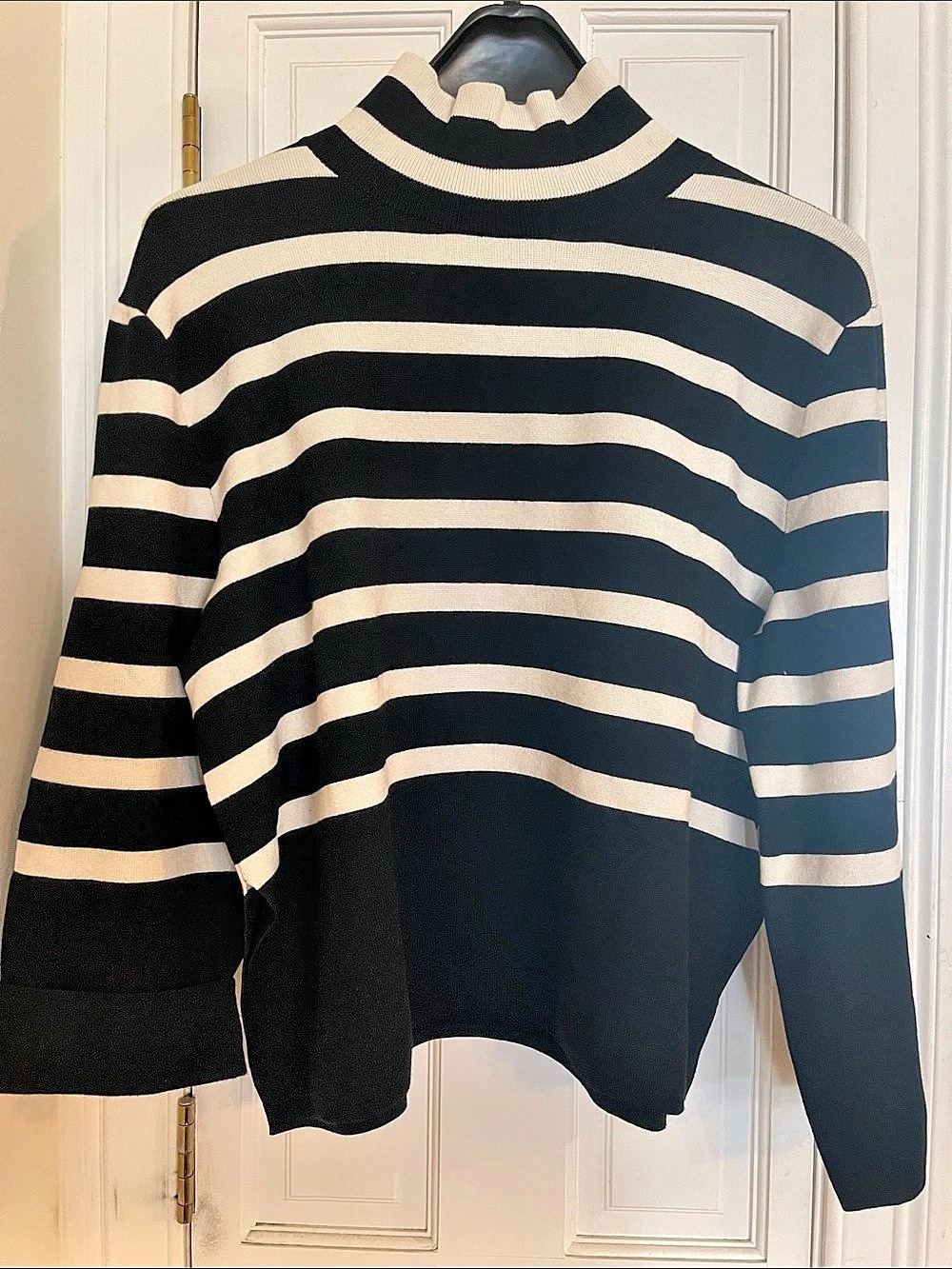 H&M Striped Turtleneck Sweater in Black & Cream Medium
